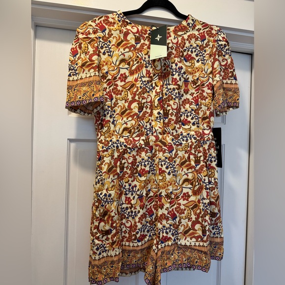 TUCKERNUCK Sundrenched Porto Jessa Romper Batik Border size medium NWT - Picture 7 of 9